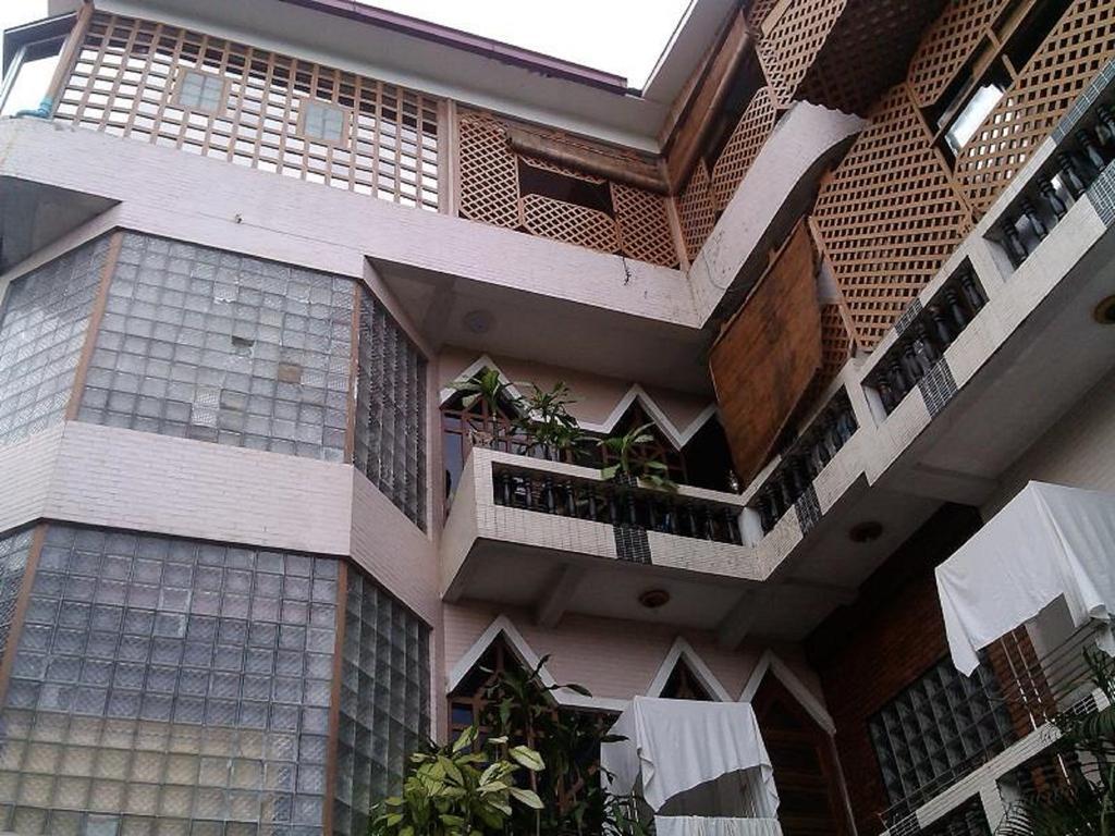 Kaung Lay Inn Yangon Exterior photo