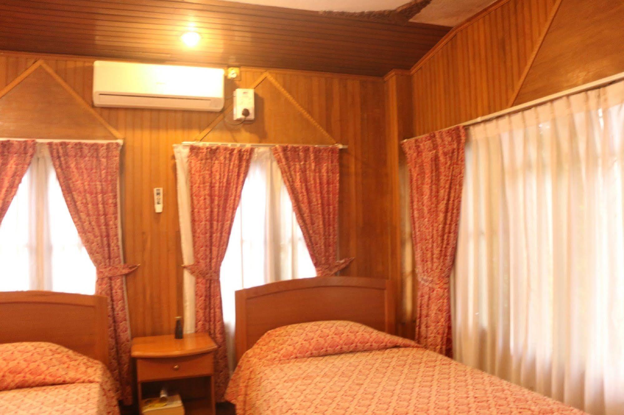 Kaung Lay Inn Yangon Exterior photo