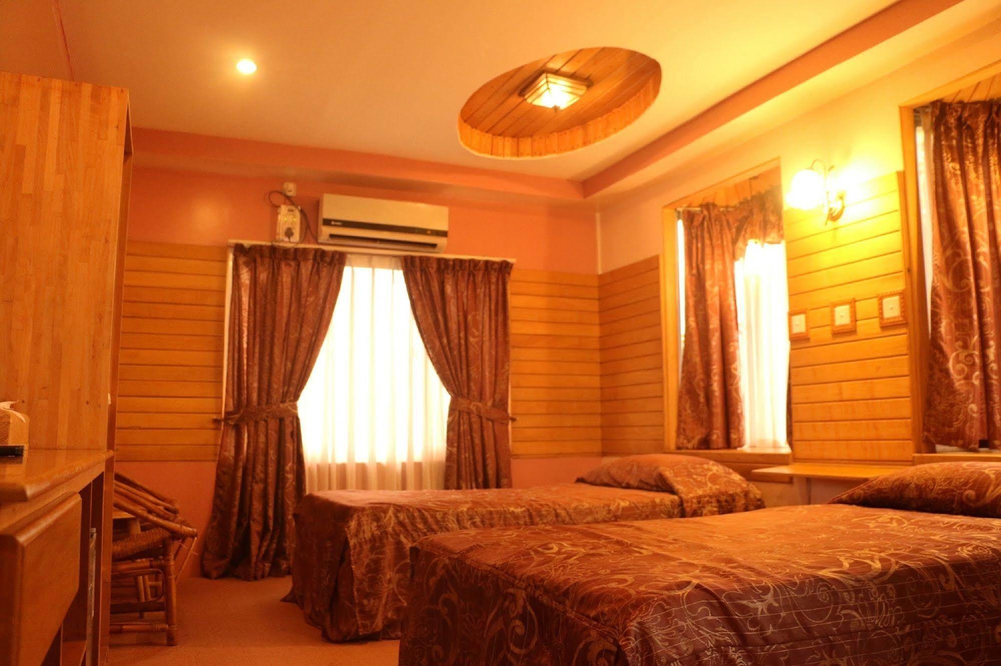 Kaung Lay Inn Yangon Exterior photo